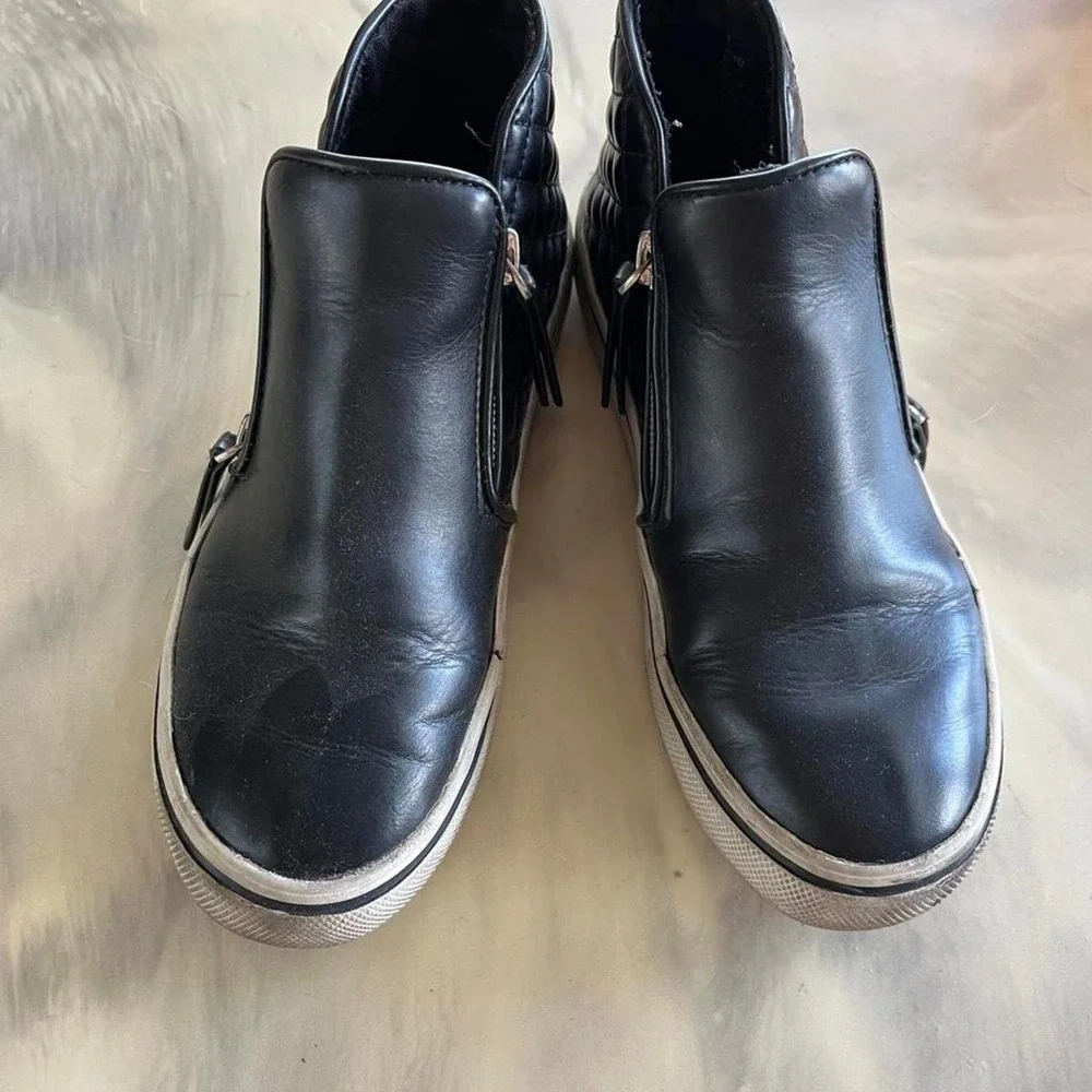 Steve Madden Kids Black Leather Ankle Boots Sz 3